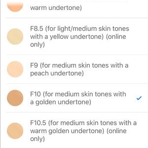 Makeup Revolution Makeup - Makeup Revolution Foundation: F10 Makeup Revolution Makeup - Makeup Revolution Foundation: F10